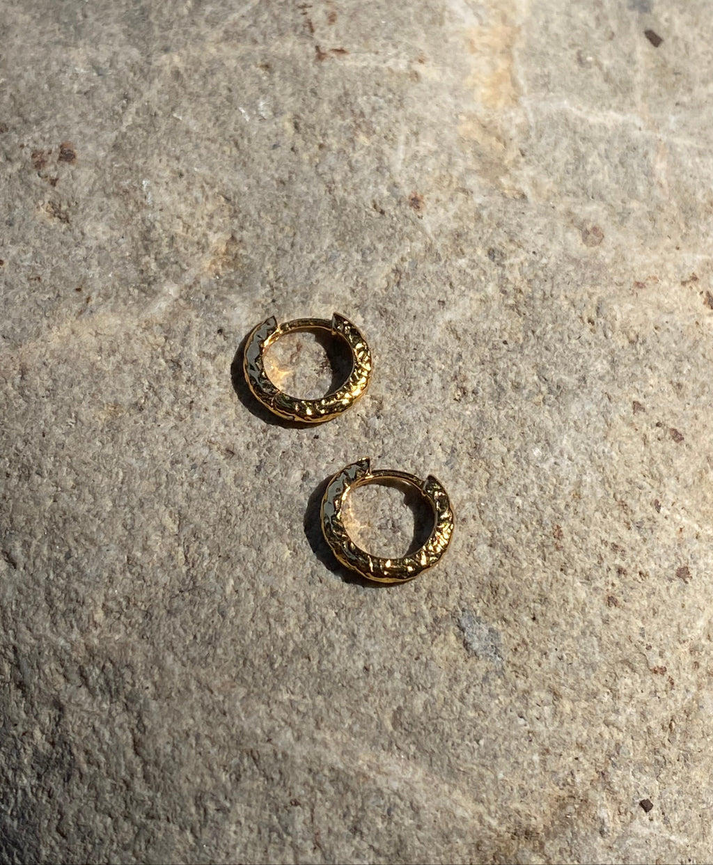 Coral Hoops