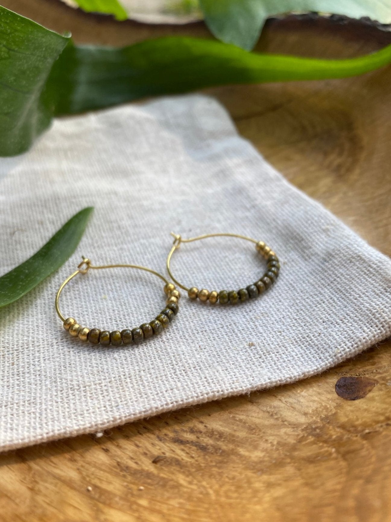 Joie Classic Hoops
