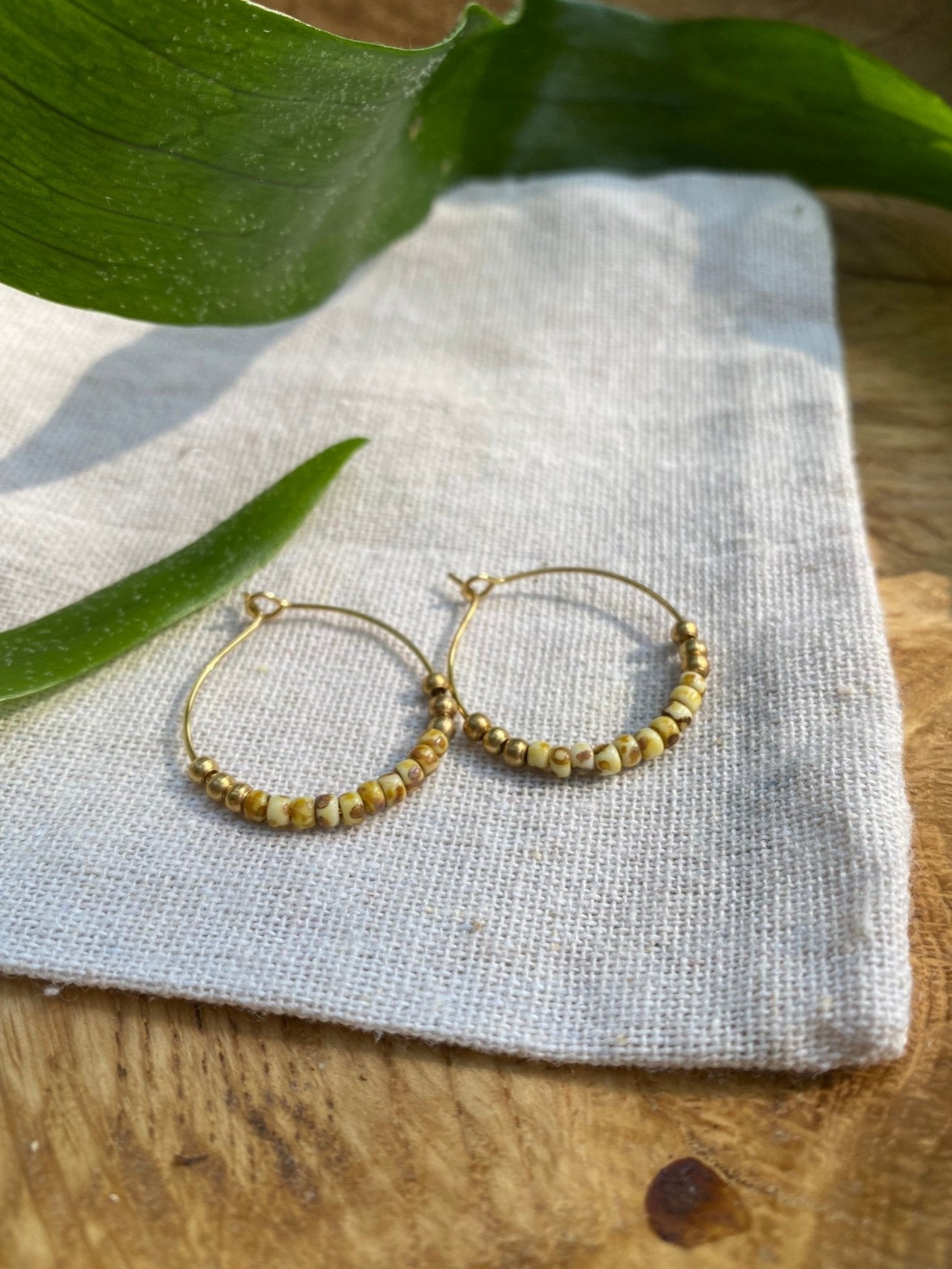Joie Classic Hoops