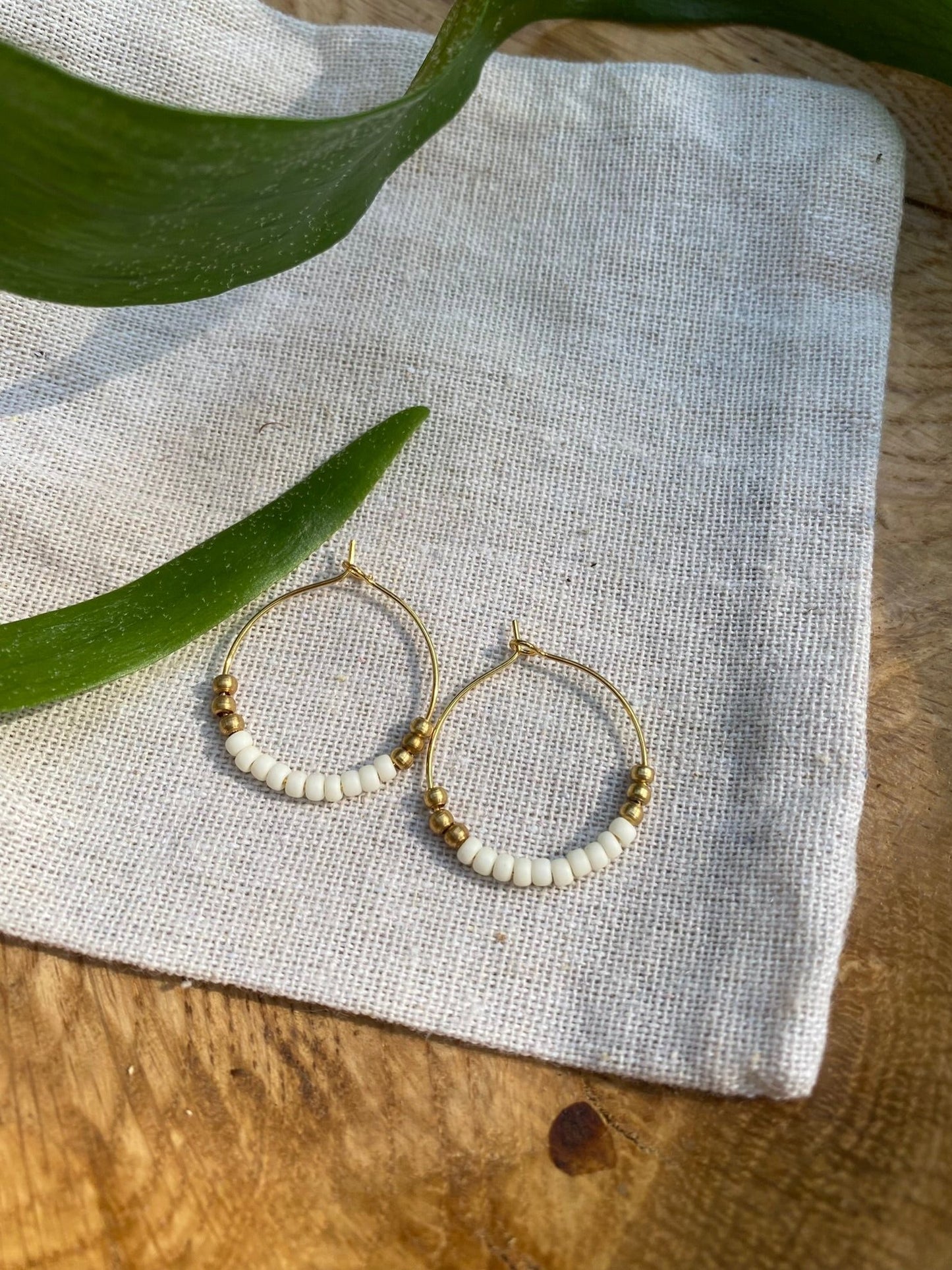 Joie Classic Hoops