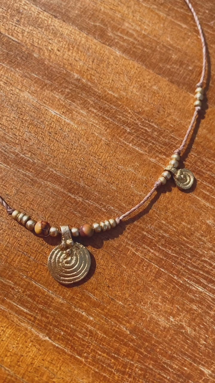 Naïa Necklace Brown